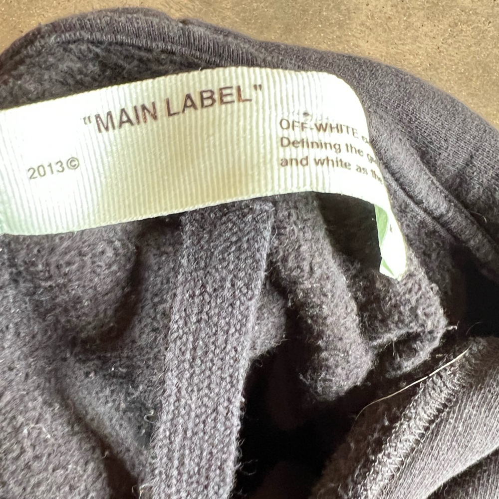 Authentic off white hoodie - Picture 6 of 6